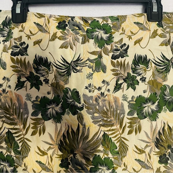 Urban Outfitters Floral Embroidered Textured Pelmet Mini Skirt Medium Green - Picture 2 of 10